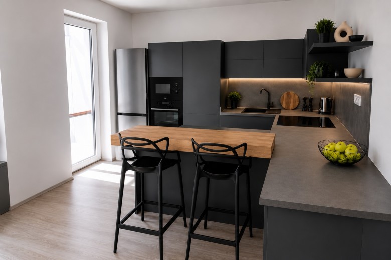 Moderní elegance v antracitovém provedení (foto 3)